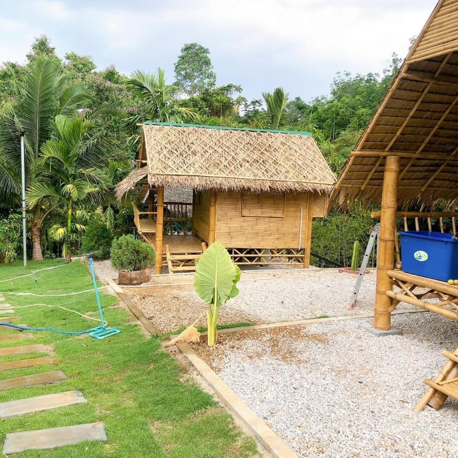 คุ้มกะลาหัวฟาร์มสเตย์ Ban Pha Saeng Lang Exterior photo